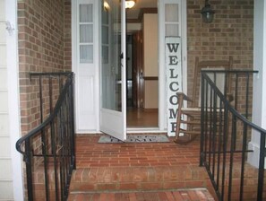 Exterior detail - Cary Top Location Ranch Home (Cary)