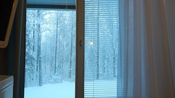 Vierbettzimmer, Gemeinschaftsbad | Hochwertige Bettwaren, Schreibtisch, schallisolierte Zimmer