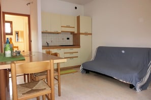 Apartment, 2 Schlafzimmer, Balkon, Gartenblick | 3 Schlafzimmer
