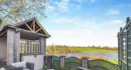 3 bedroom accommodation in Tyn Y Gongl, near Benllech