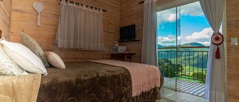 Cabin | Premium bedding, free WiFi, bed sheets