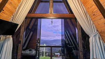 Chalet | Interior