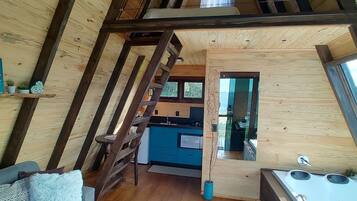 Chalet | Living area | 32-inch Smart TV with digital channels, fireplace, Netflix