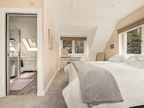 3 chambres, Wi-Fi gratuit, draps fournis