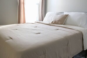 4 habitaciones, escritorio y wifi 