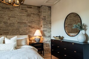 3 chambres, fer et planche à repasser, lit parapluie, Wi-Fi gratuit