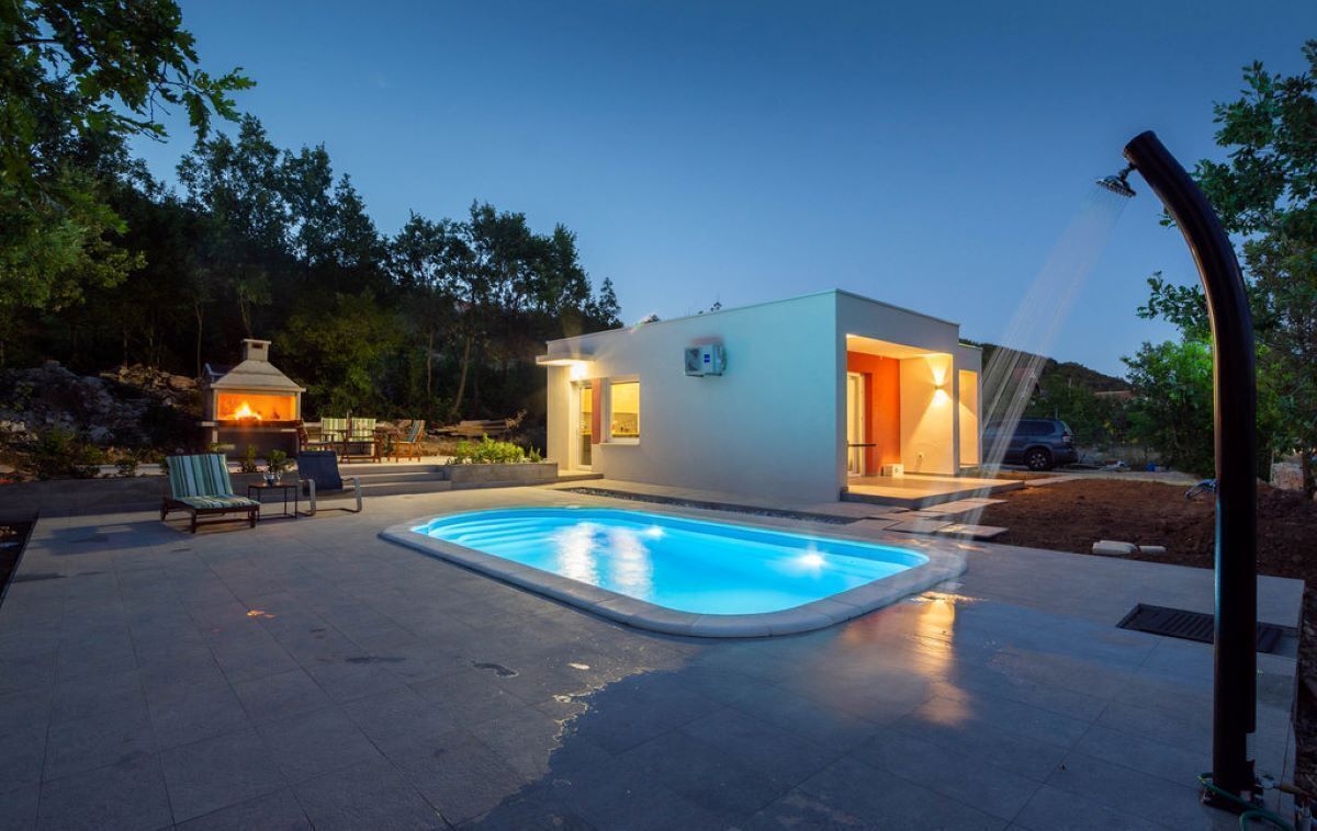 Piscine extérieure, piscine chauffée