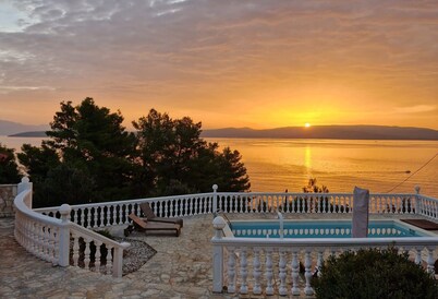DREAM VILLA island Solta Croatia / Split with OWN POOL & SEA VIEW.