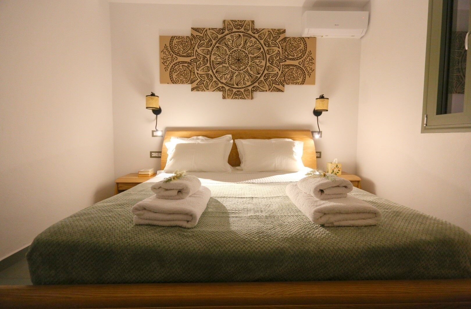 2 chambres, fer et planche à repasser, Wi-Fi gratuit, draps fournis