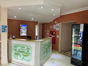 Reception - Surfside Suites (Peruíbe)