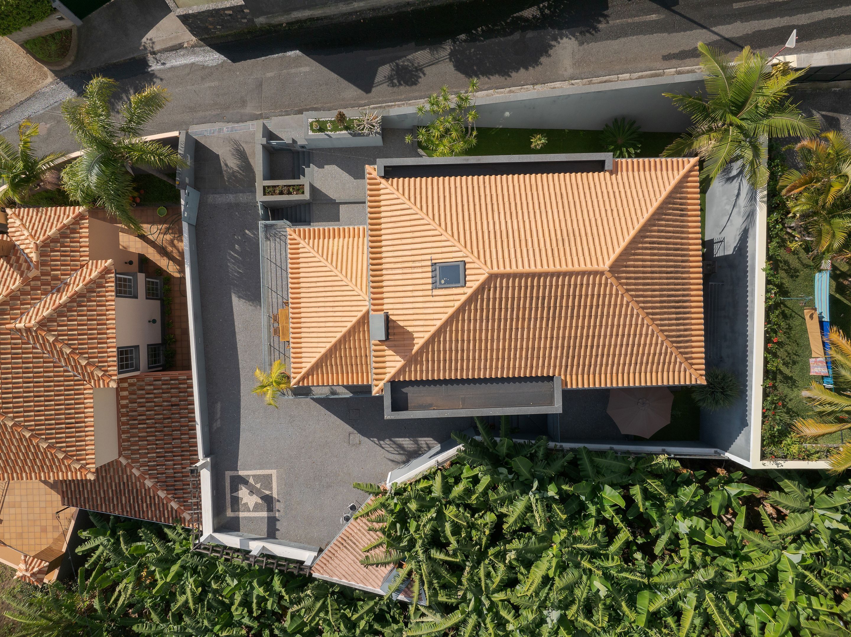 Foto - Countryside Charm by HR Madeira