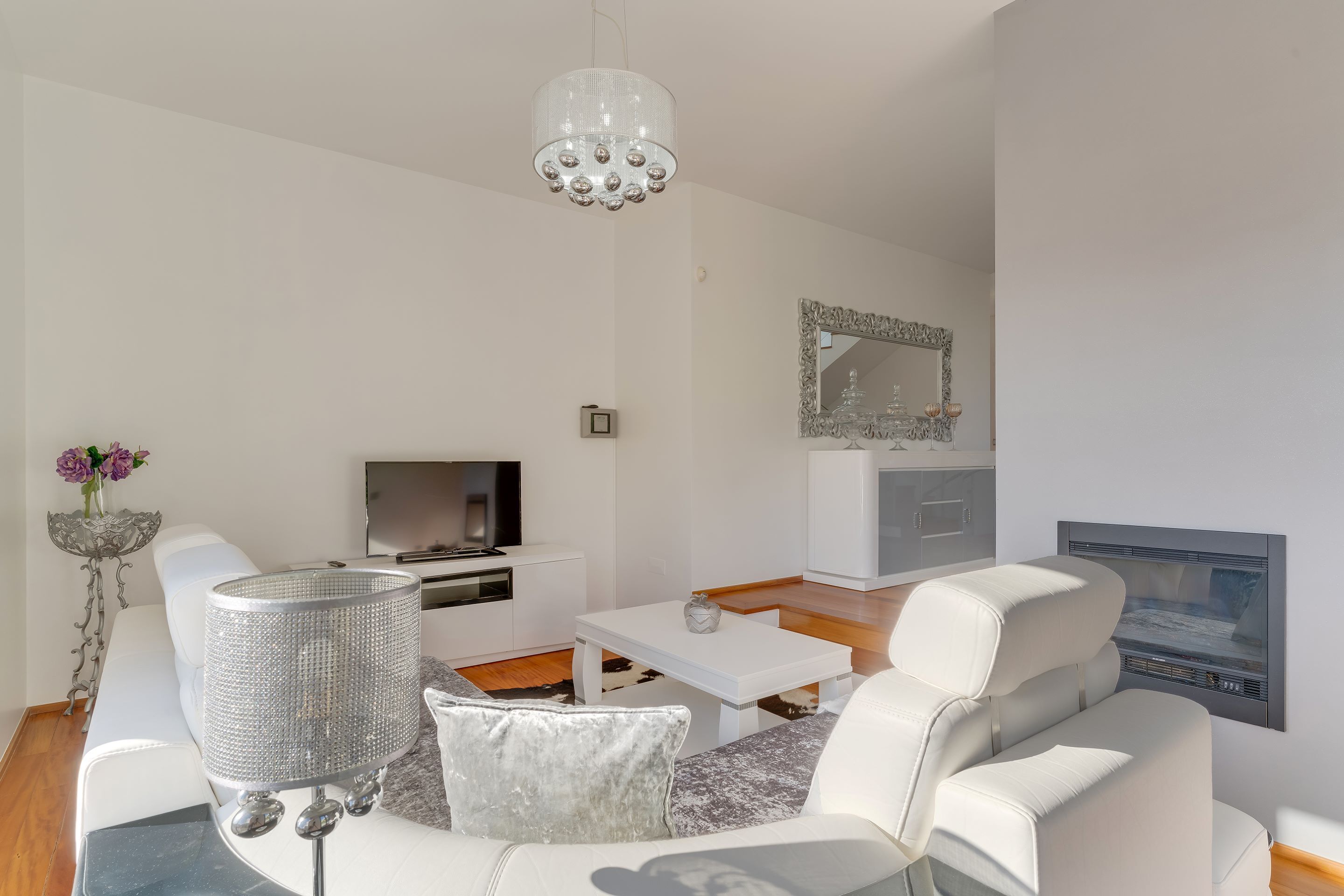 Foto - Countryside Charm by HR Madeira