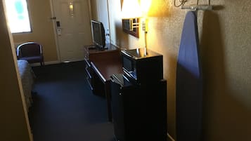 基本單人房 | 熨斗/熨衣板、免費無線上網、床單