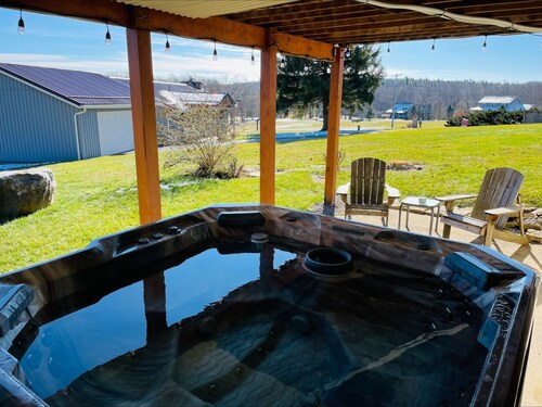 3 Bears Lodge by Taylor Made Deep Creek