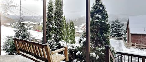 Studio (3 Bedrooms) | Tiện nghi, dịch vụ nơi lưu trú