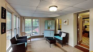 House (5 Bedrooms) | Property amenity