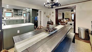 House (5 Bedrooms) | Property amenity