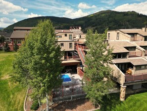 Exterior - Beautiful remodeled ski in ski out condo VP105 (Copper Mountain)