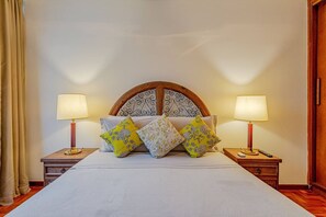 1 chambre, bureau, fer et planche à repasser, Wi-Fi gratuit