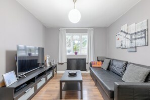 TV, videogames, escritórios