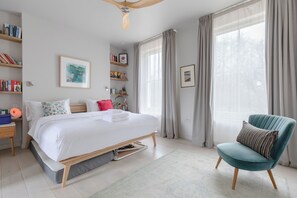 4 間睡房、熨斗/熨衫板、上網、床單