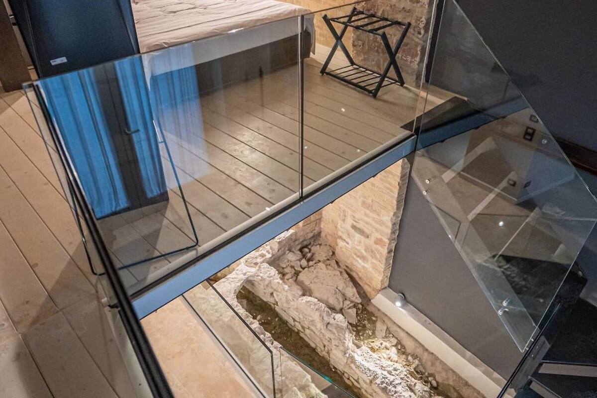 Junior Studio Suite, 1 Bedroom, Garden View | Free WiFi