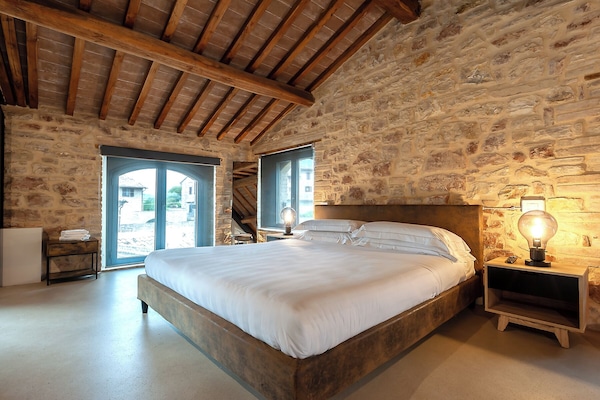 Wi-fi (inkludert) og sengetøy