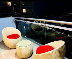 Property grounds - luxsugero at 34th floor (Noida, UP)