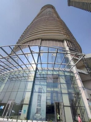 Exterior - luxsugero for couple at 31st floor (Noida, UP)