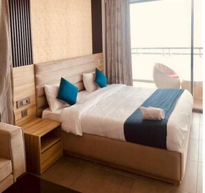 1 bedroom - Elevated Luxury: 31st-Floor View (Noida, UP)