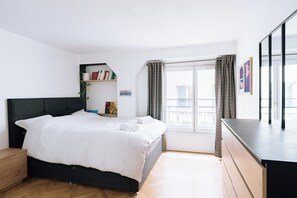2 Schlafzimmer, Schreibtisch, Internetzugang, Bettwäsche