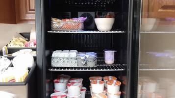 Esmorzar diari continental gratuït