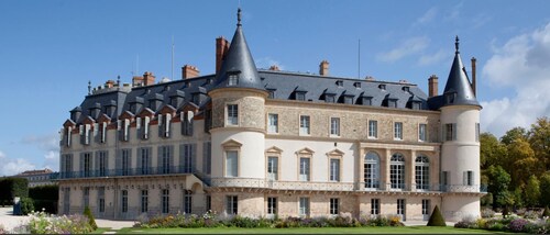 Studio 3 lits en Rez de jardin + parking