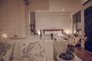 1 habitación, escritorio, tabla de planchar con plancha y wifi gratis 