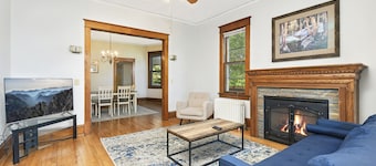 Charming craftsman home near downtown St. Paul