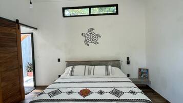 Deluxe Double Room | Free WiFi, bed sheets