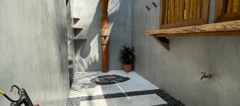 Flakos Hostel
