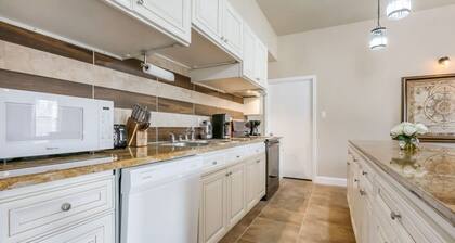 Private 4BR Condo steps from St Charles Ave