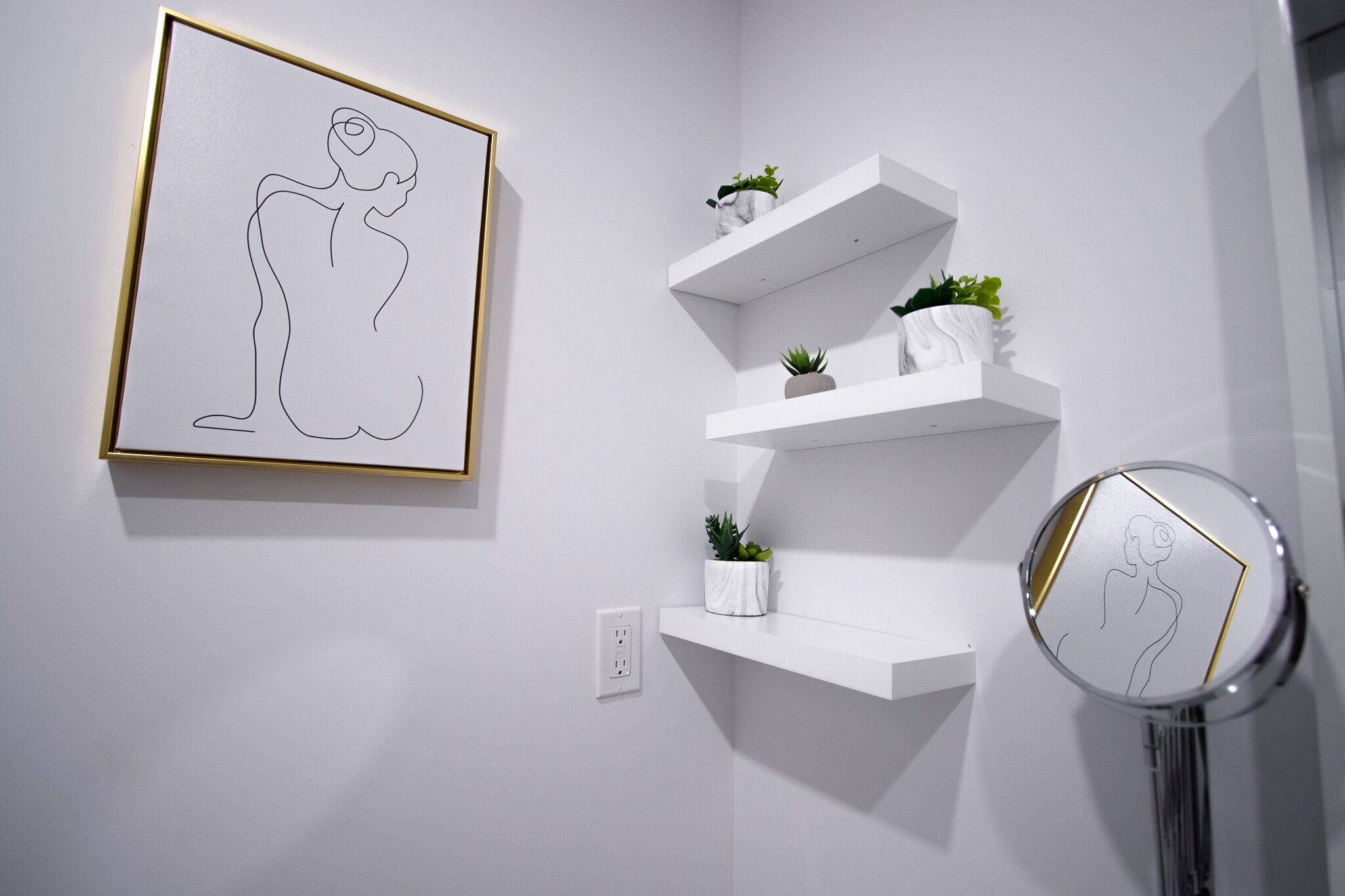 Apartamento City | Baño | Jabón, champú y papel higiénico