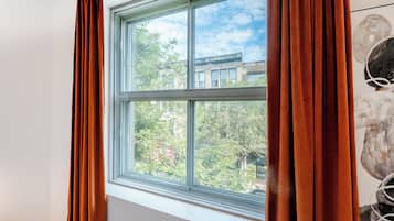 City appartement | Verduisterende gordijnen, gratis wifi, beddengoed