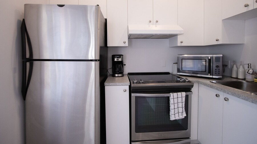 Unique Stays - 3658 Boul. Saint-Laurent