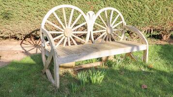 Cottage | Property grounds