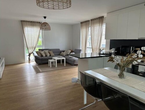 Logement Moderne et Spacieux !