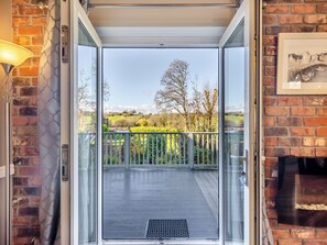 Interior - Ty Teiliwr - UK45719 (Tyn Y Gongl, near Benllech)