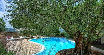 Villa Paradiso–Villa with private pool, Umbria