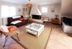 Télévision à écran plat