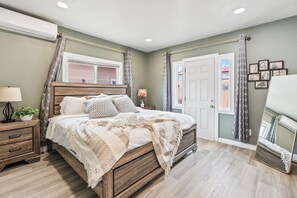 3 bedrooms, iron/ironing board, WiFi