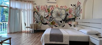 HOTEL PERLA CENTRAL MALECON