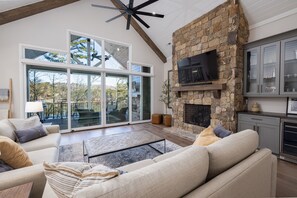 Smart TV, fireplace, video games, ping pong