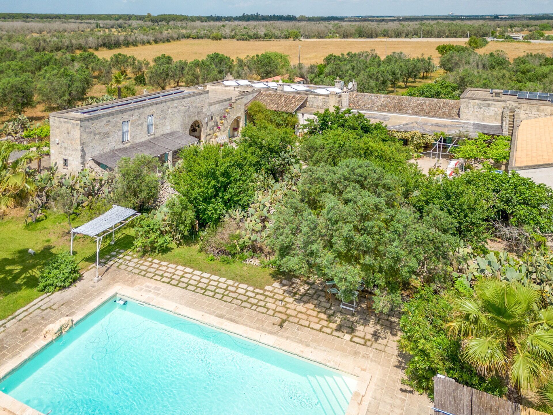 Villa in Maglie with 6 bedrooms sleeps 10